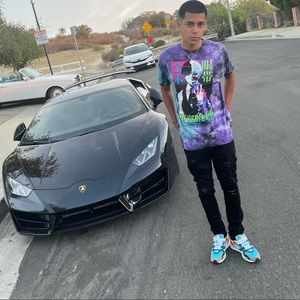 Meet your Posher, Amar